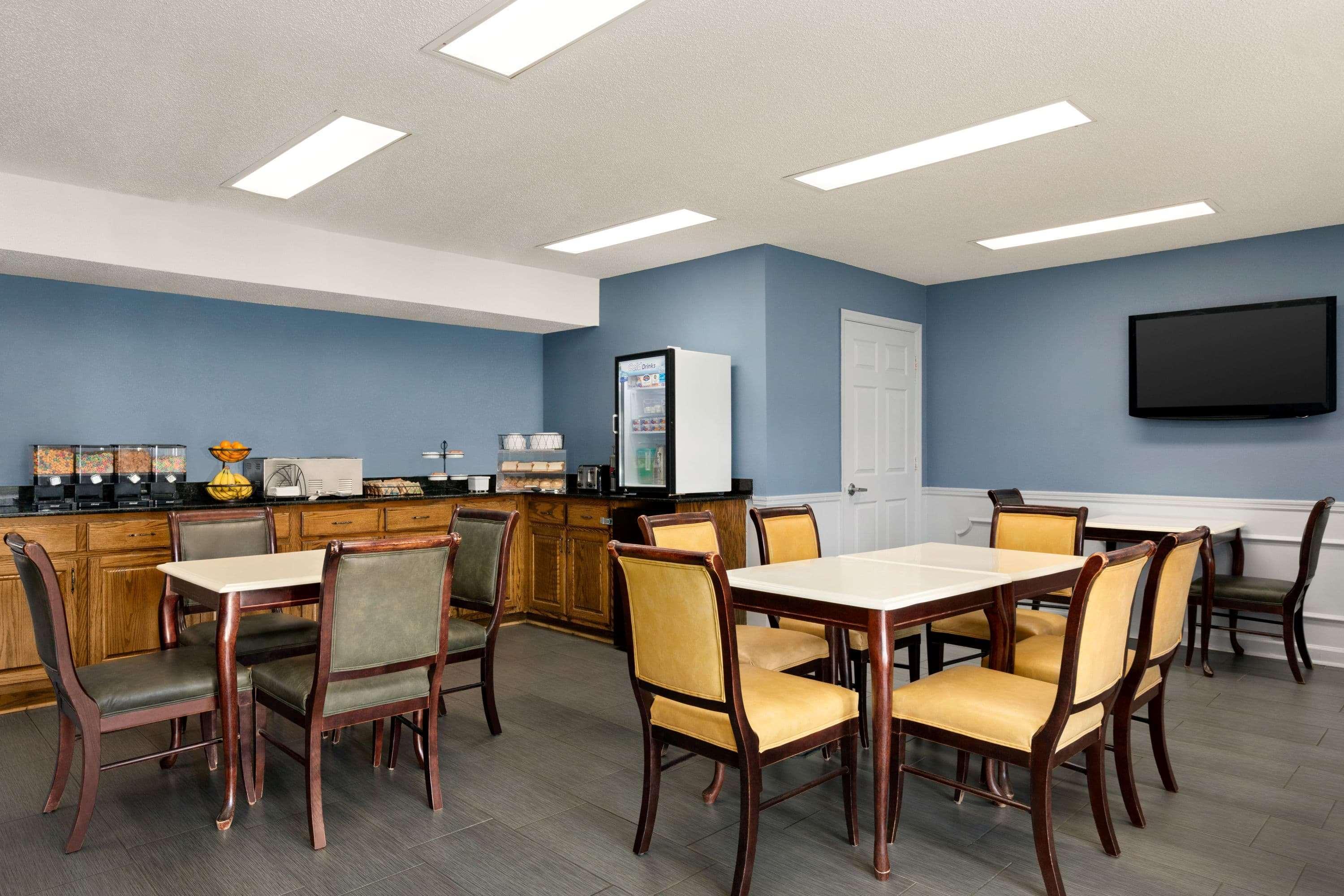 Motel Baymont By Wyndham Warner Robins