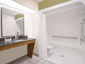 Motel Baymont By Wyndham Warner Robins