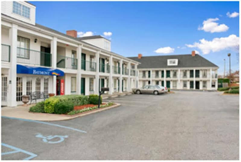 Baymont By Wyndham Motel 2*