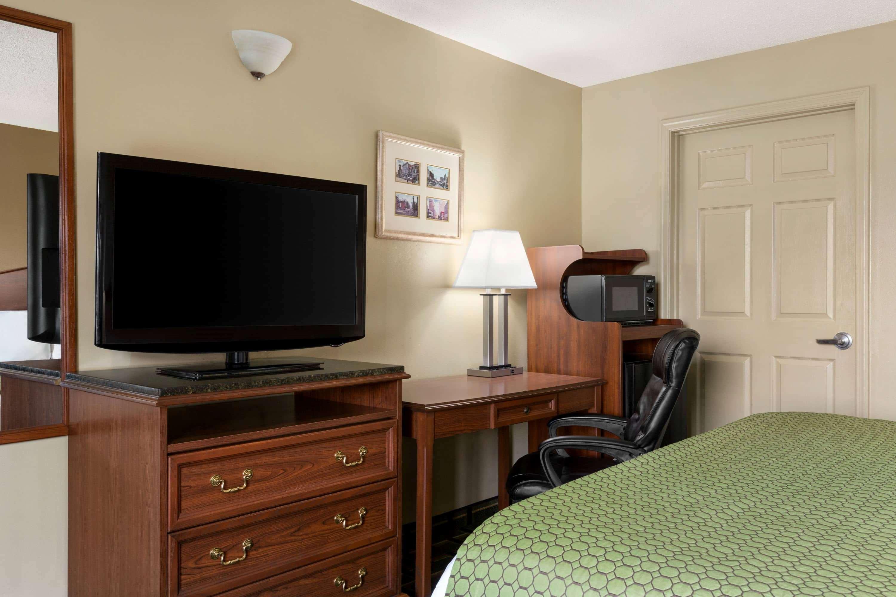 Baymont By Wyndham Warner Robins