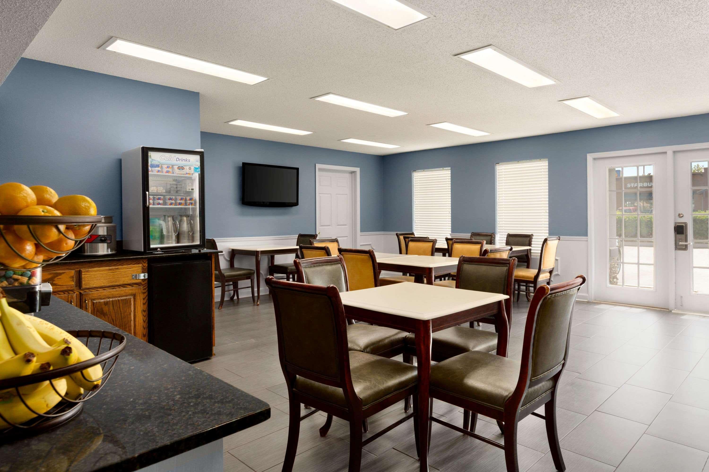 Baymont By Wyndham 2* Warner Robins