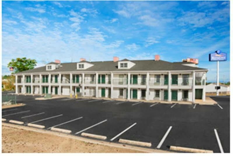 Baymont By Wyndham Motel Warner Robins
